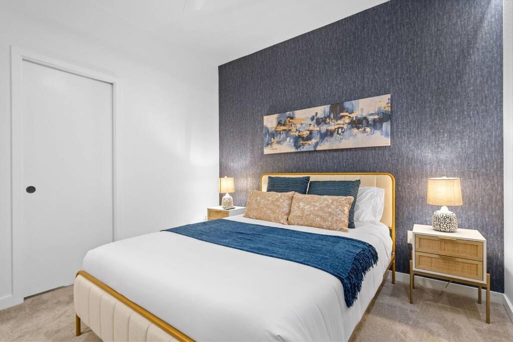 Casa de férias King Bed- Modern - Movie - 15 Min To Kissimmee